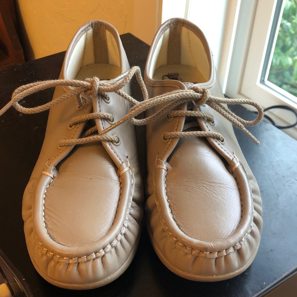 SAS siesta mocha lace casual shoes size 8.5